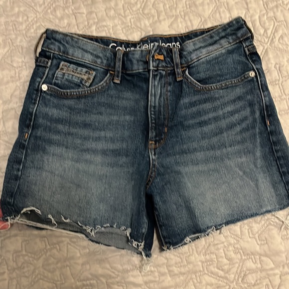 CK Jean shorts - Picture 2 of 5